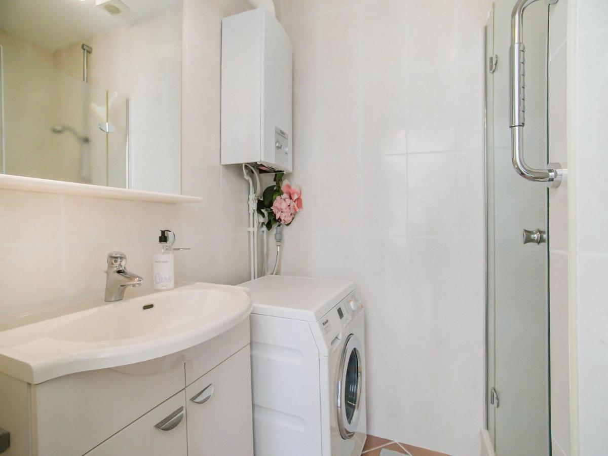 Lovely Bungalow In Noordwijkerhout With Garden Luaran gambar