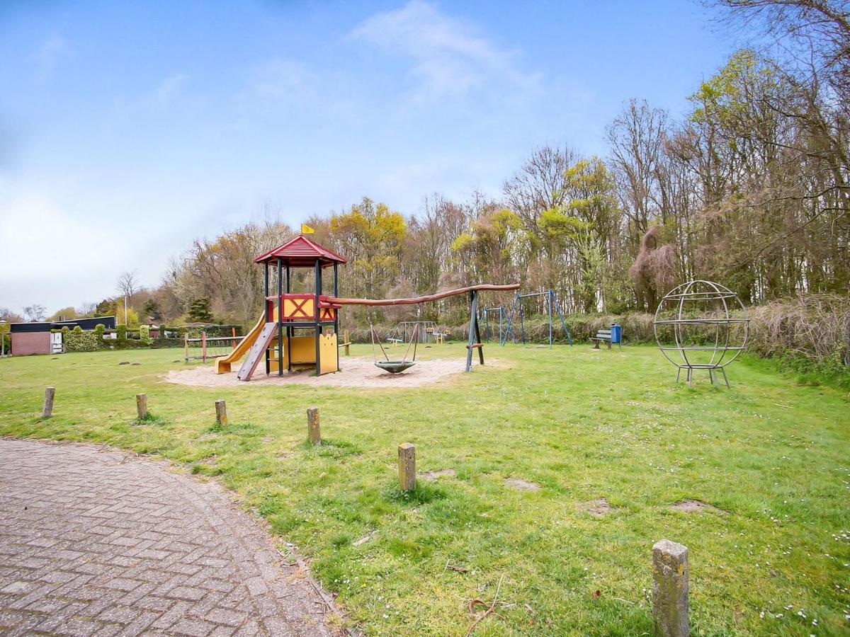 Lovely Bungalow In Noordwijkerhout With Garden Luaran gambar